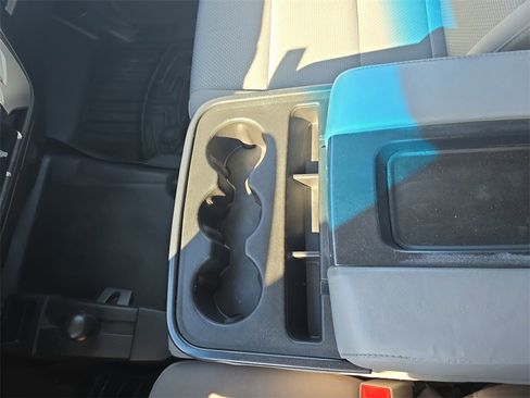 Used 2018 GMC Sierra 2500 4x4 Crew Cab w/ Sierra Convenience Package image 25