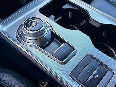 Used 2023 Ford Edge Titanium image 20