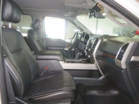 Used 2017 Ford F150 Lariat w/ Equipment Group 502A Luxury image 34