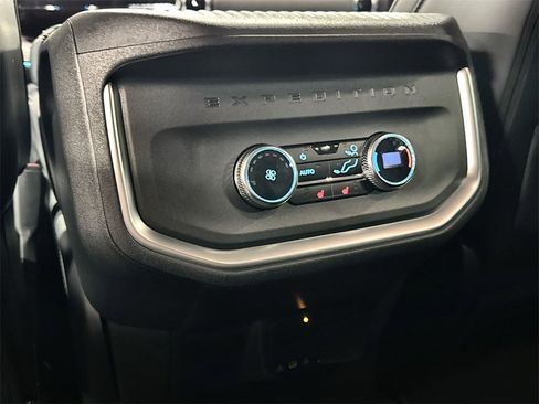 New 2026 Ford Expedition Platinum w/ Driver's Package image 29
