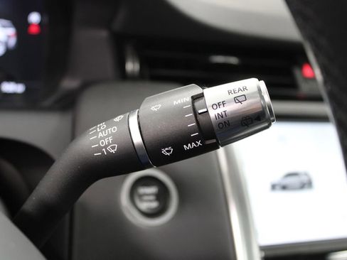 Used 2021 Land Rover Discovery Sport SE AWD/4WD image 22