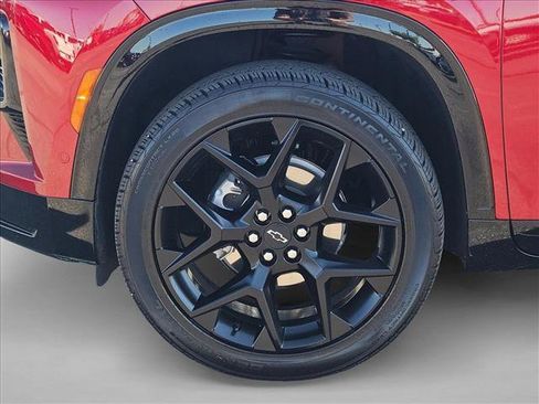 Used 2024 Chevrolet Traverse RS image 26