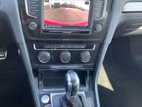 Used 2017 Volkswagen GTI Sport image 15