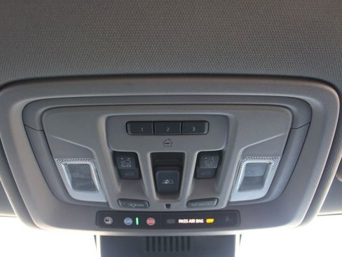 Used 2022 GMC Sierra 1500 Denali w/ Technology Package image 54