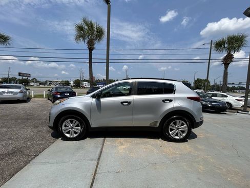 Used 2017 Kia Sportage LX w/ LX Popular Package FWD image 8