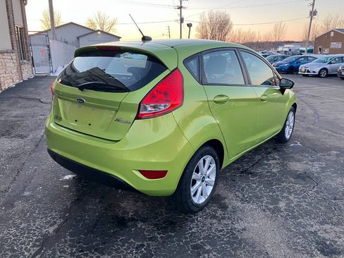 Used 2012 Ford Fiesta SE image 3