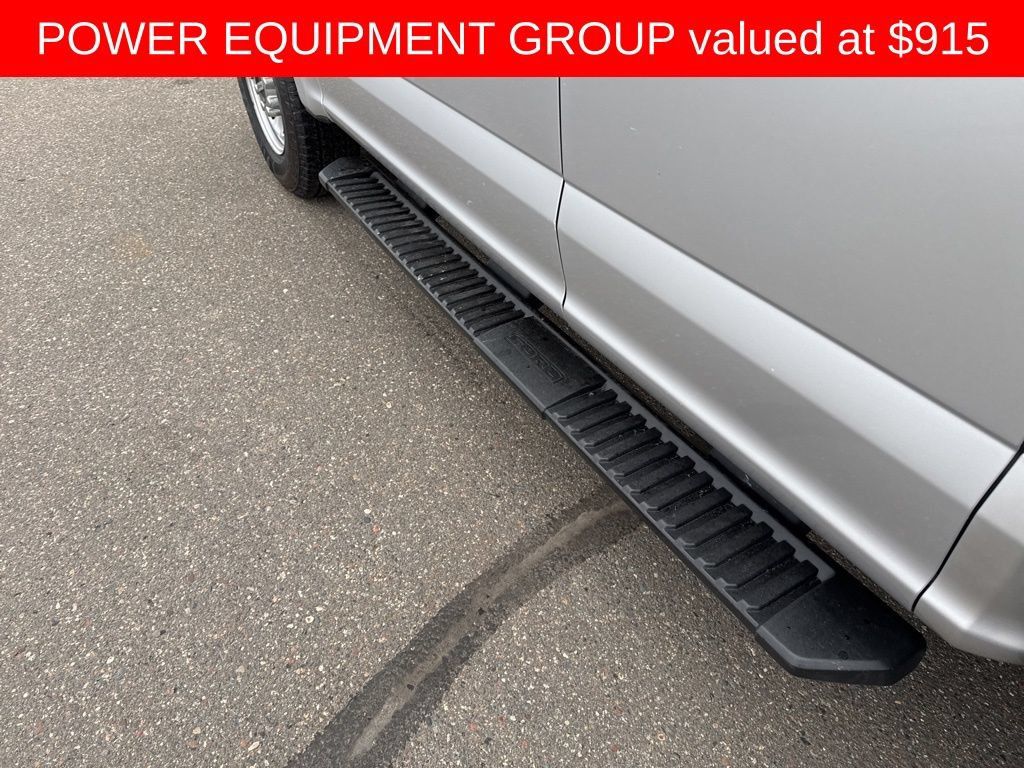 Used 2017 Ford F250 XL w/ Power Equipment Group RWD image 5