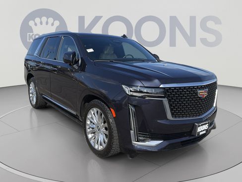 Used 2023 Cadillac Escalade Premium Luxury w/ Performance Package AWD/4WD image 10
