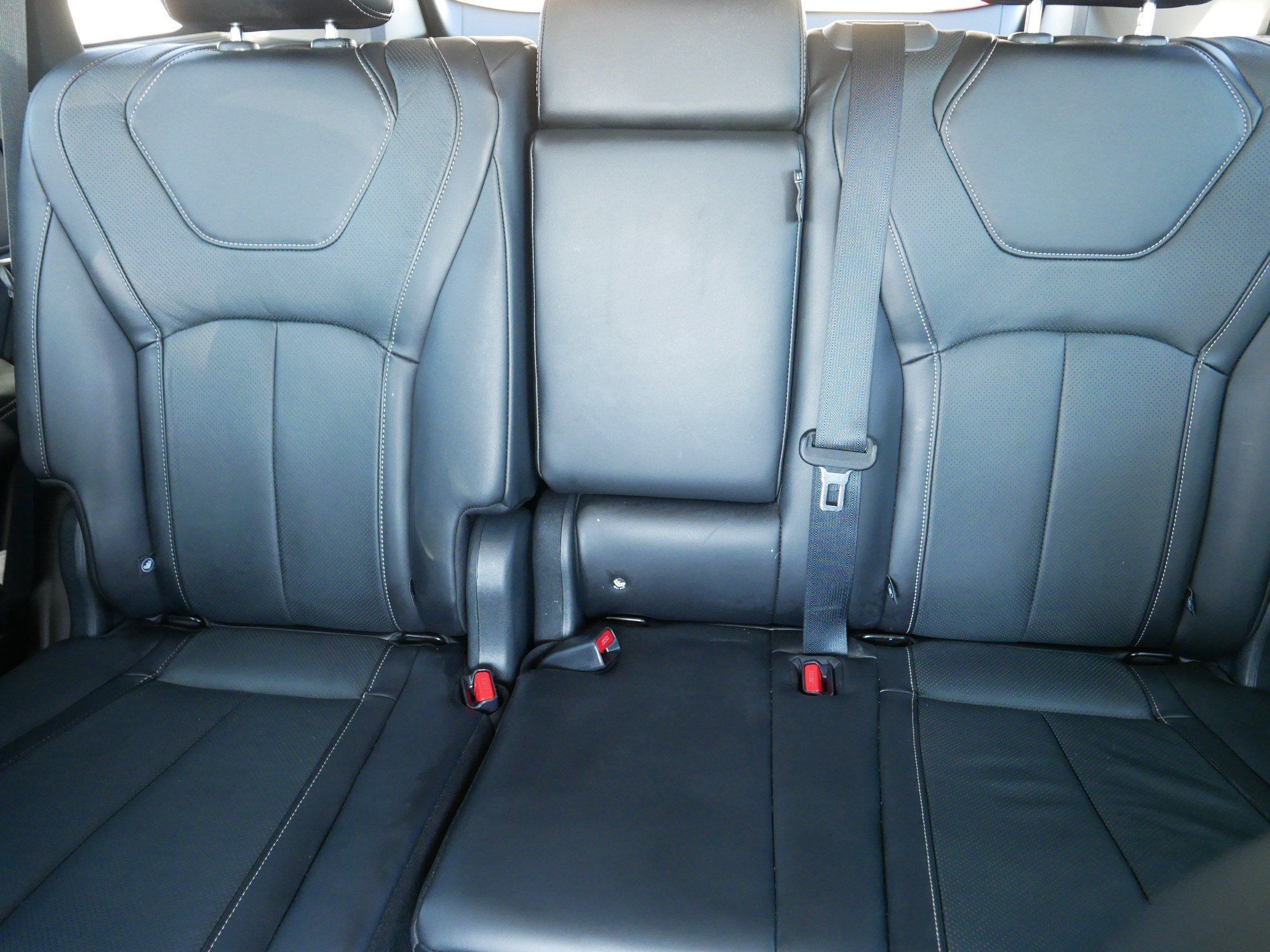 Certified 2025 INFINITI QX60 Luxe w/ Cargo Package AWD/4WD image 13