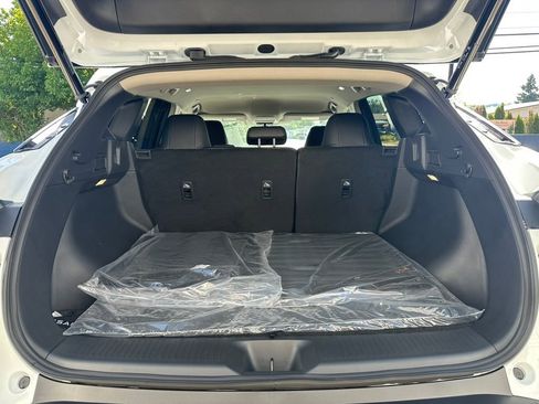 New 2025 Nissan Murano SV AWD/4WD image 29
