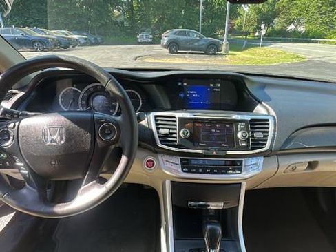 Used 2015 Honda Accord EX-L image 8