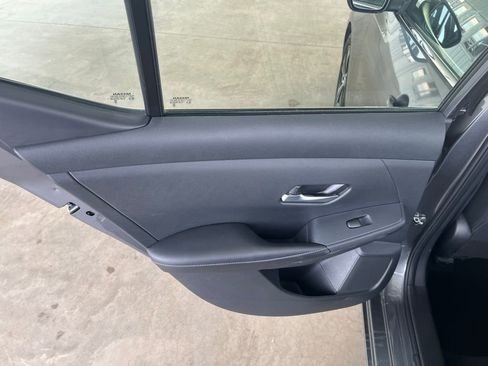 Used 2023 Nissan Sentra SV image 15