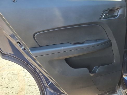 Used 2016 Chevrolet Equinox LT w/ Convenience Package image 9