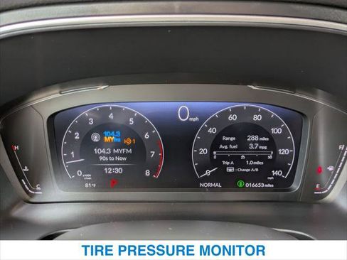 Certified 2025 Honda Pilot Elite image 16