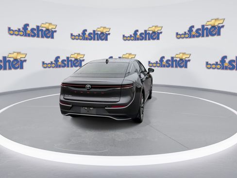 Used 2024 Toyota Crown Limited w/ Advanced Technology Package image 7