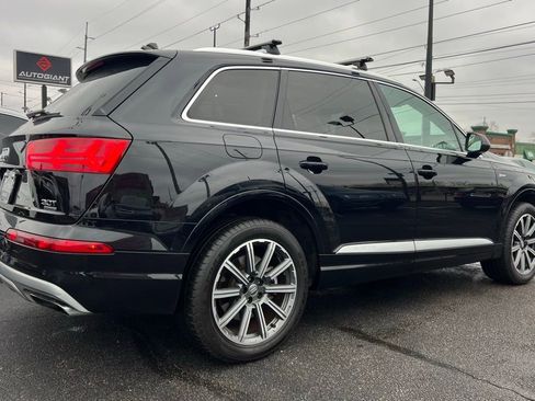 Used 2017 Audi Q7 3.0T Prestige image 8