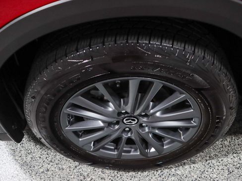 Used 2019 MAZDA CX-5 Touring image 11