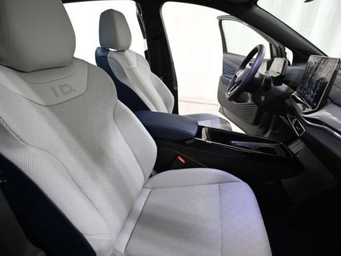 New 2026 Volkswagen ID.4 Pro S image 26