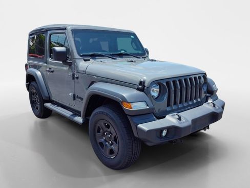 Used 2023 Jeep Wrangler Sport image 7