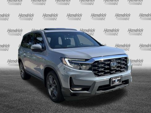 Used 2022 Honda Passport EX-L image 2