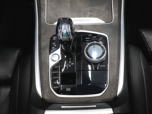 Used 2022 BMW X5 M50i w/ Executive Package image 46