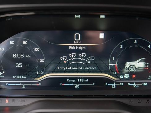 Used 2023 GMC Yukon Denali Ultimate image 18