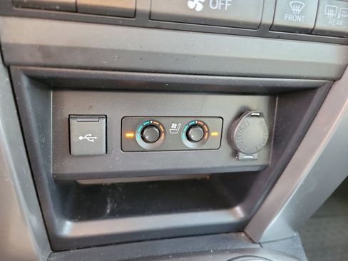 Used 2022 Toyota 4Runner Limited image 25