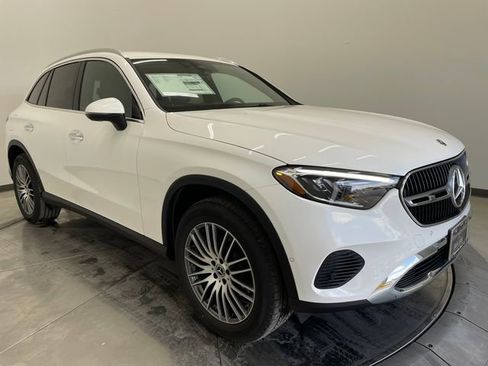 New 2026 Mercedes-Benz GLC 300 image 1