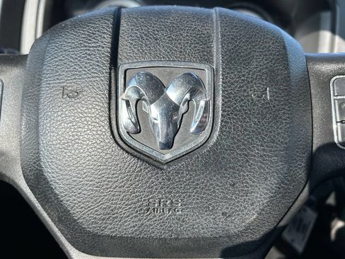 Used 2014 RAM 2500 Tradesman w/ Chrome Appearance Group AWD/4WD image 17