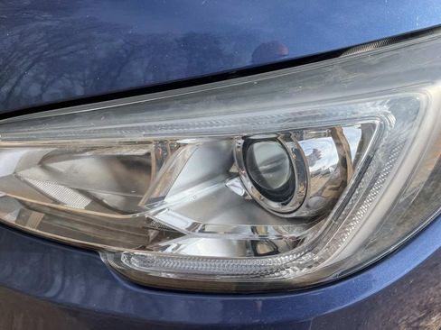 Used 2019 Subaru Ascent Premium image 9