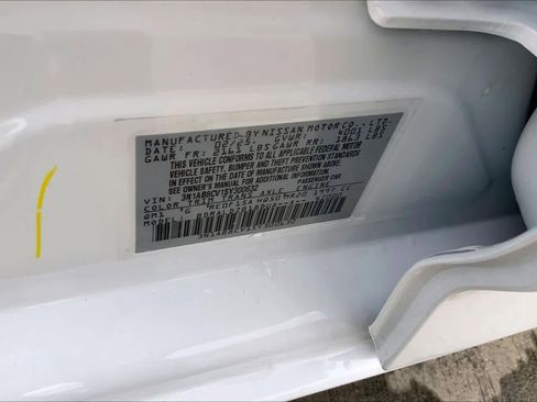 Used 2025 Nissan Sentra SV FWD image 33