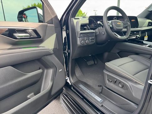 New 2026 Chevrolet Tahoe Premier AWD/4WD image 13