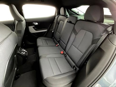 Used 2023 Polestar Polestar 2 w/ Pilot Pack image 34