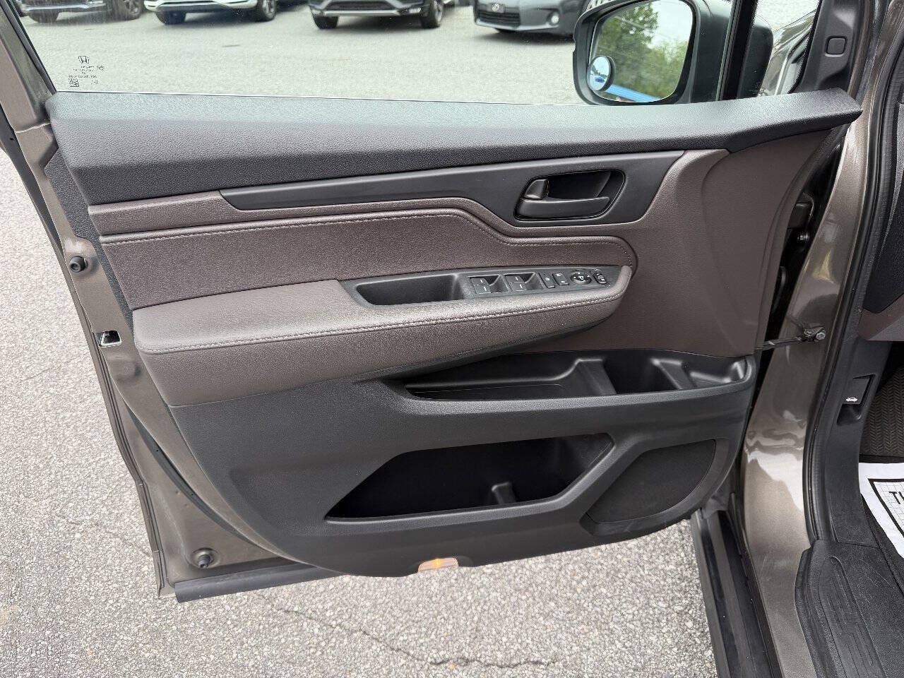 Used 2020 Honda Odyssey EX image 9