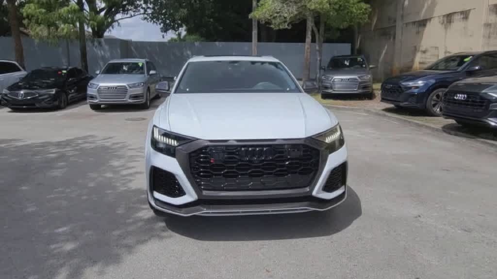 Certified 2024 Audi RS Q8 AWD/4WD image 3
