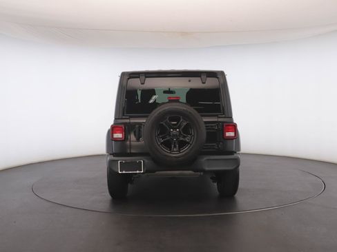 Used 2021 Jeep Wrangler Unlimited Sport AWD/4WD image 18
