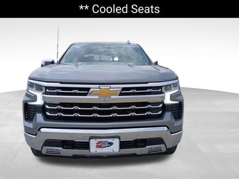 Certified 2025 Chevrolet Silverado 1500 LTZ w/ LTZ Convenience Package II AWD/4WD image 8