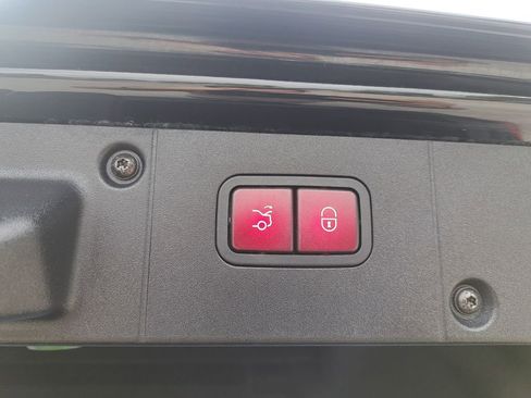 Used 2007 Mercedes-Benz S 550 image 7