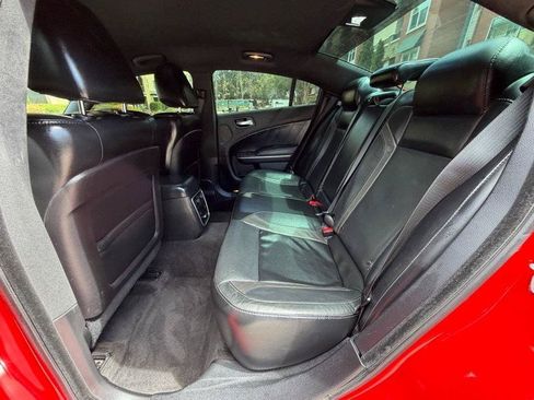 Used 2016 Dodge Charger R/T w/ Plus Group RWD image 40