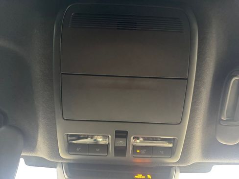 Used 2024 MAZDA MAZDA3 s image 27