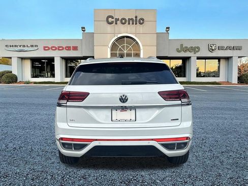 Used 2022 Volkswagen Atlas Cross Sport SEL R-Line AWD/4WD image 4