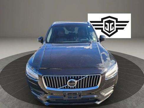 Used 2022 Volvo XC90 T6 Momentum AWD/4WD image 1