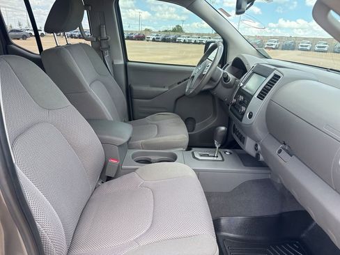 Used 2020 Nissan Frontier SV w/ Midnight Edition Floor Mats image 33