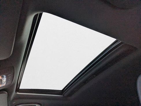 Certified 2024 Mercedes-Benz GLE 450e 4MATIC image 15