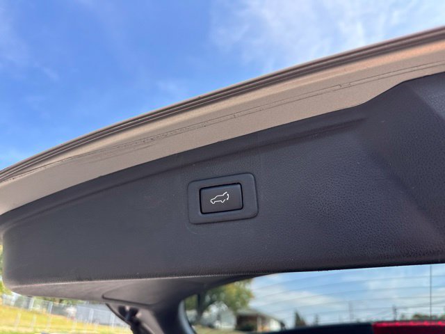 Used 2015 Subaru Outback 2.5i Limited AWD/4WD image 12