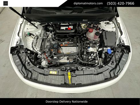 Used 2024 Mercedes-Benz EQB 300 4MATIC image 42