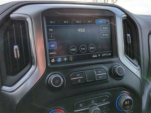 Used 2020 Chevrolet Silverado 1500 LT w/ All-Star Edition image 17