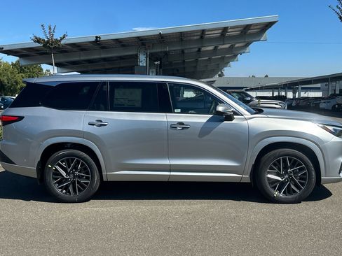 New 2025 Lexus TX 350 AWD image 3