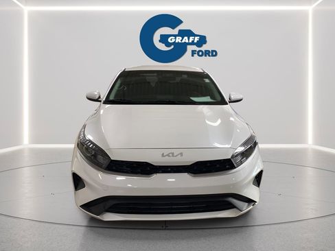 Used 2024 Kia Forte LXS FWD image 11