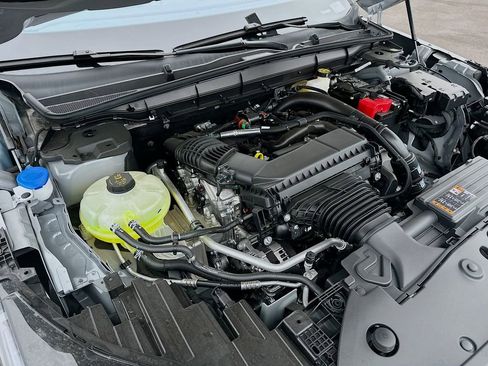 New 2026 Lincoln Nautilus Premier AWD/4WD image 26